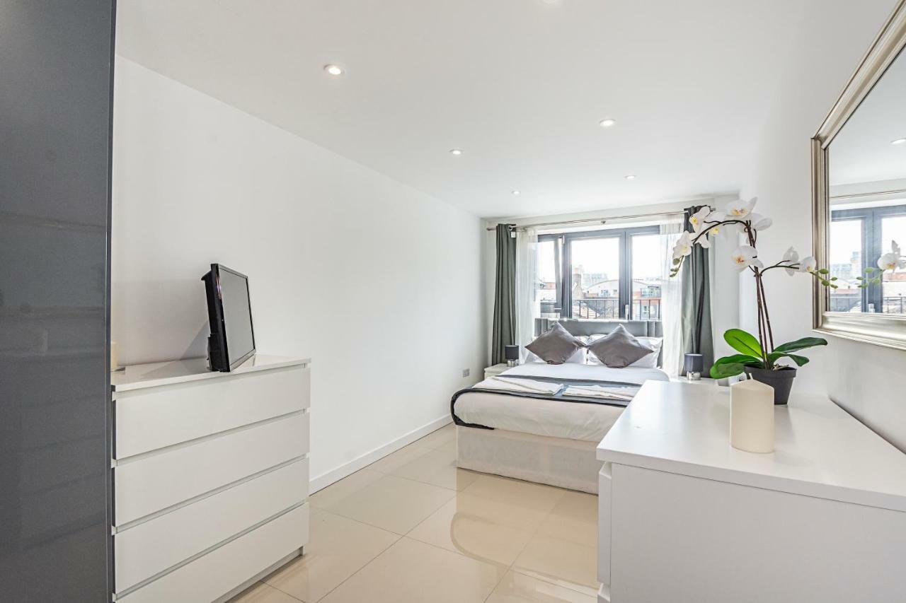 Modern Apartment Canary Wharf Londra Esterno foto