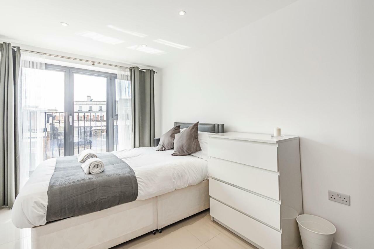 Modern Apartment Canary Wharf Londra Esterno foto